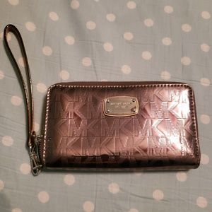 Michael kors wallet/wristlet